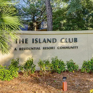 island-club-121.top-hotels-in-savannah.com/